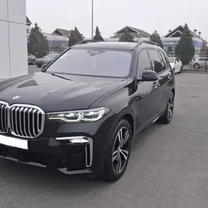 BMW X7, 2022