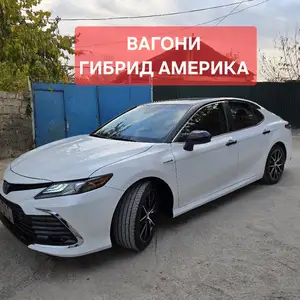 Toyota Camry, 2018