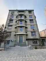 3-комн. квартира, 3 этаж, 106 м², 20 мкр-13