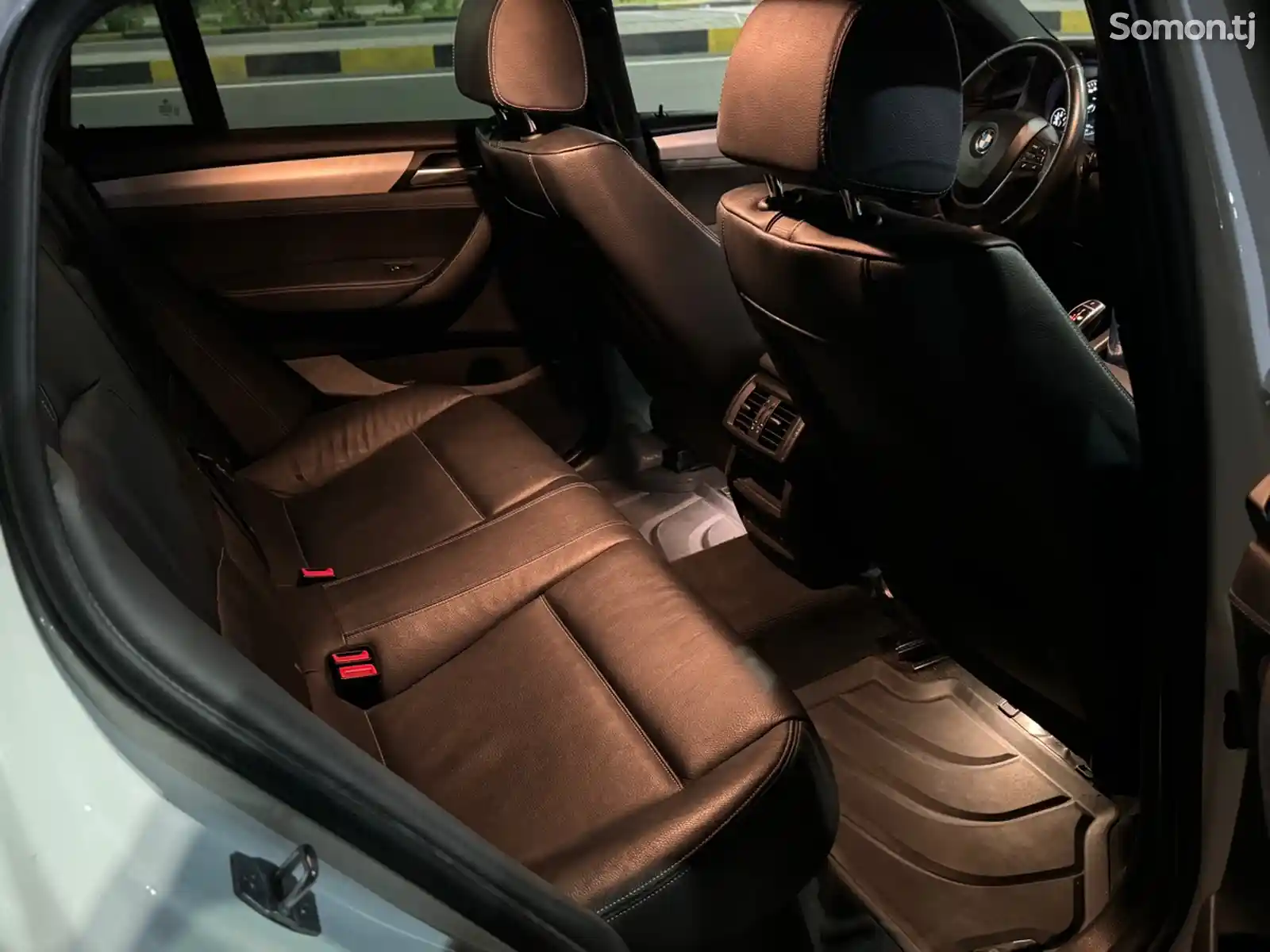 BMW X4, 2016-9
