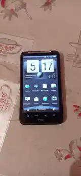 Телефон HTC-3