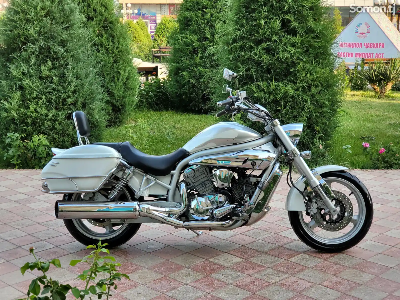 Мотоцикл Hyosung Aquila 650-6