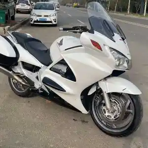 Мотоцикл Honda ST1300cc cruiser на заказ