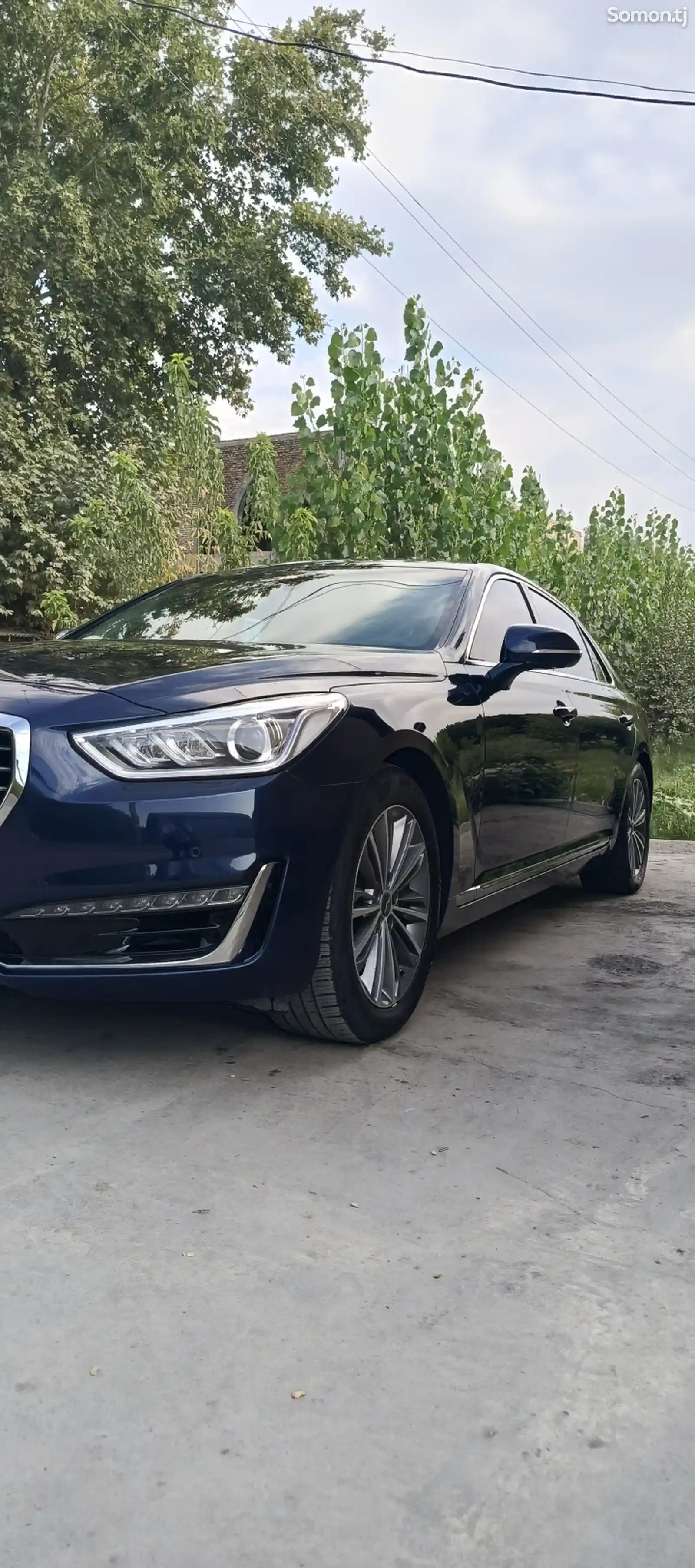 Genesis G90, 2016-2