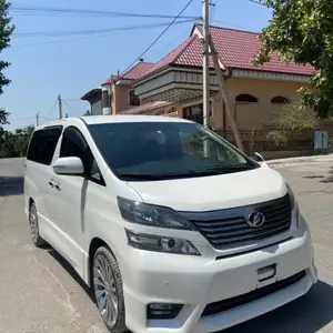 Toyota Vellfire, 2014