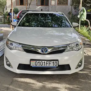 Toyota Camry, 2012