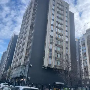 2-комн. квартира, 5 этаж, 92 м², Исмоили Сомони (Овир)