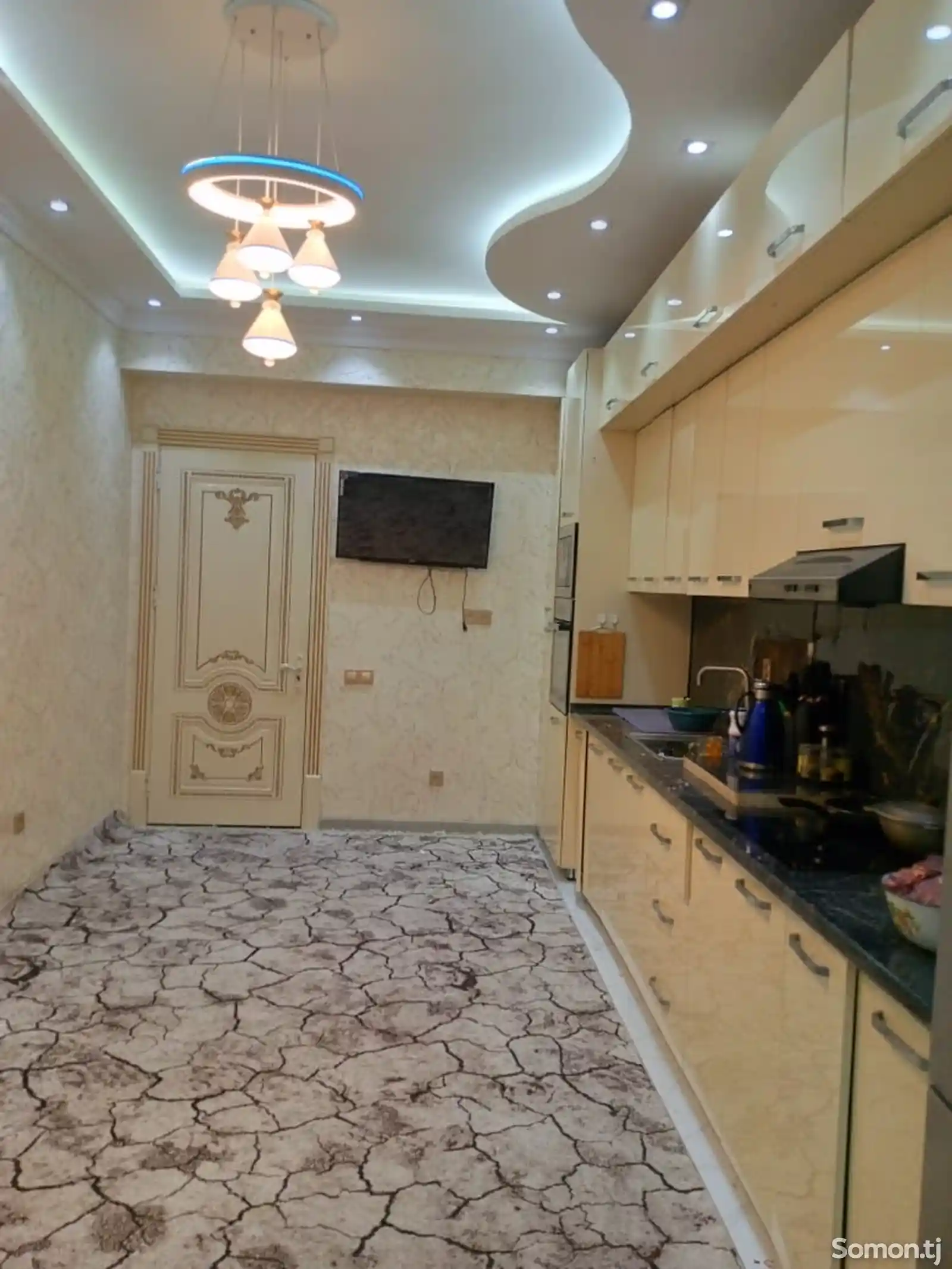 3-комн. квартира, 3 этаж, 131м², Дом печать-5