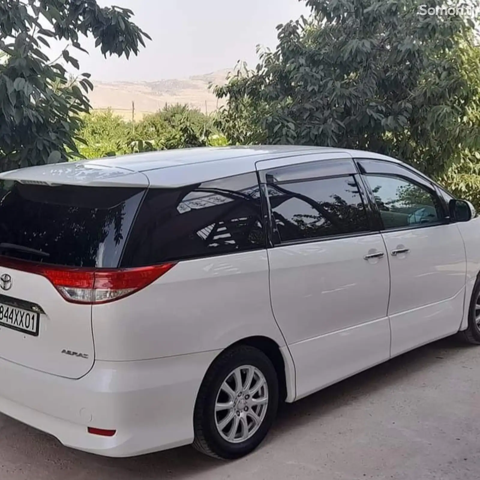 Toyota Estima, 2010-5