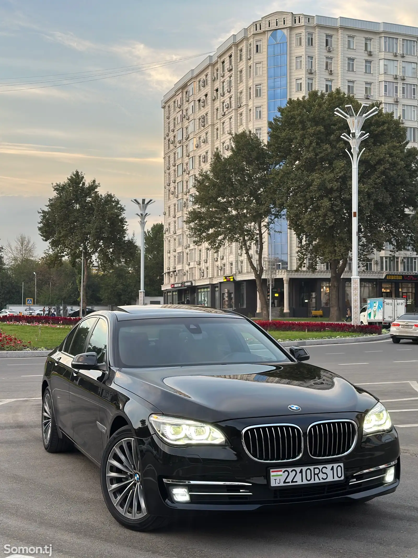 BMW 7 series, 2015-1