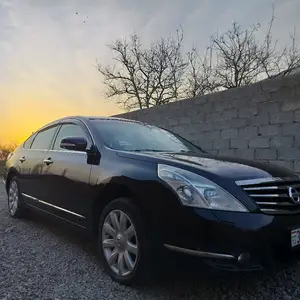 Nissan Teana, 2010