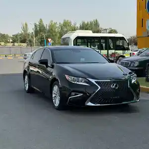 Lexus ES series, 2015