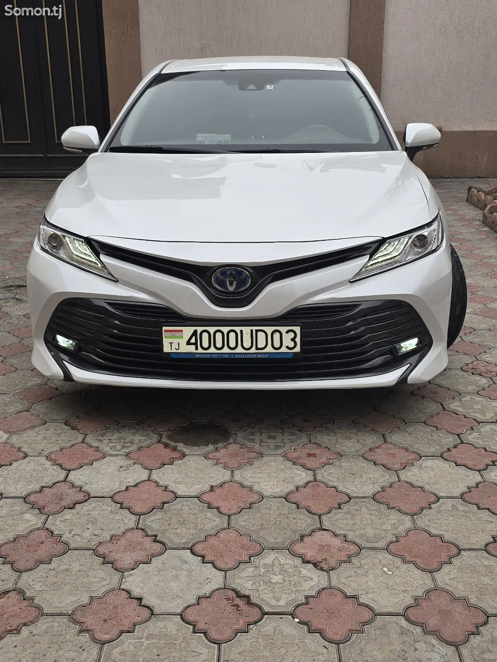 Toyota Camry, 2018-1