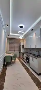 3-комн. квартира, 15 этаж, 115м², ОВИР, пеши МЧС-8