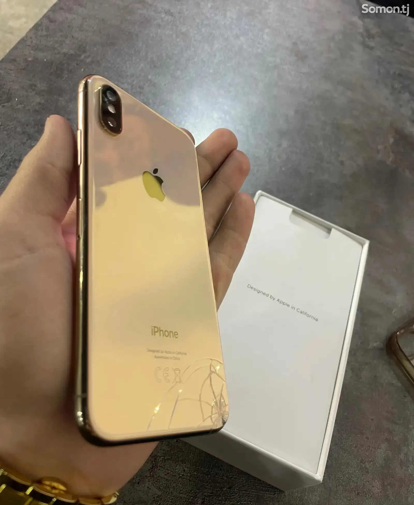 Apple iPhone Xs, 256 gb, Gold-1