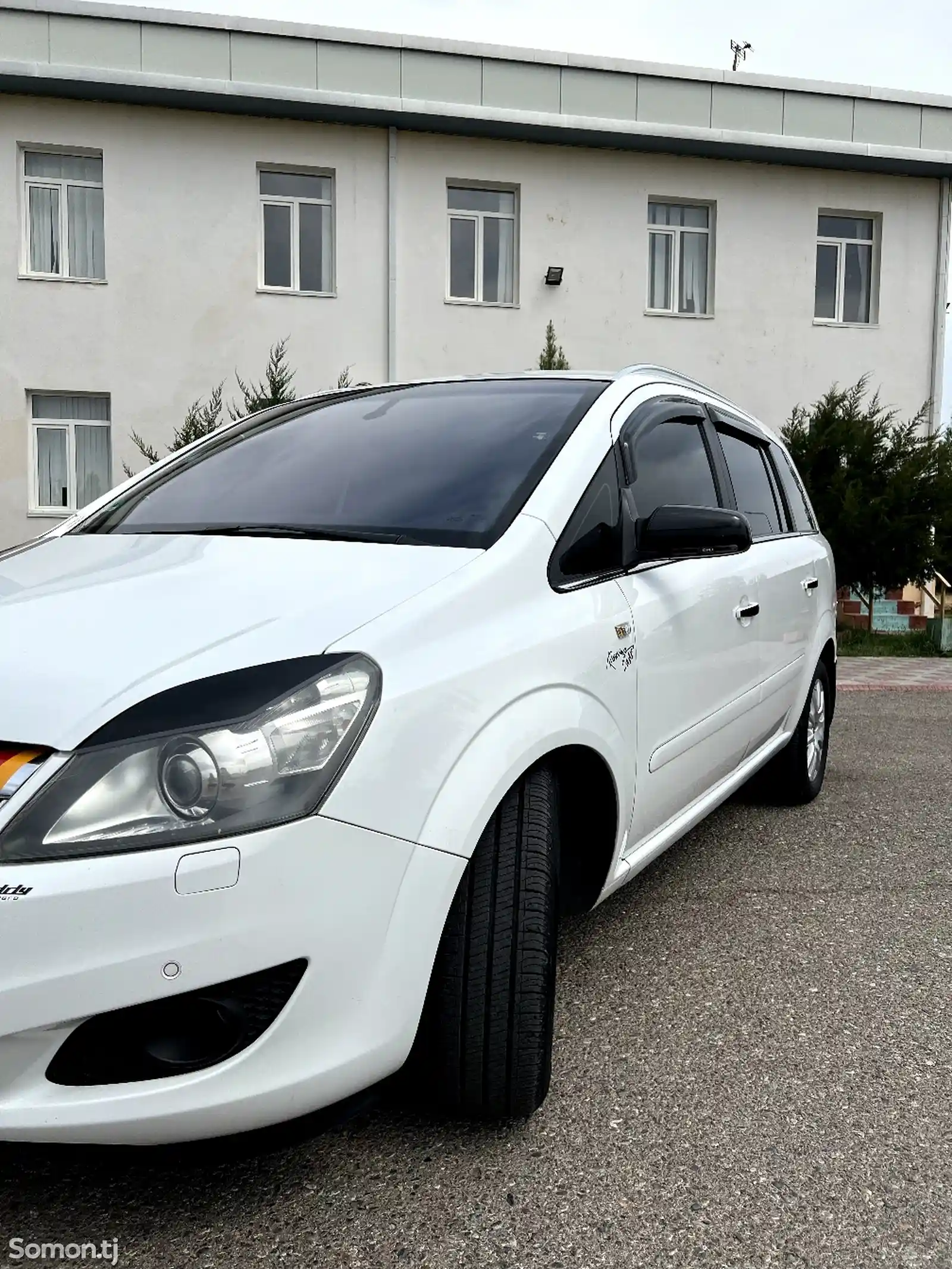 Opel Zafira, 2009-4