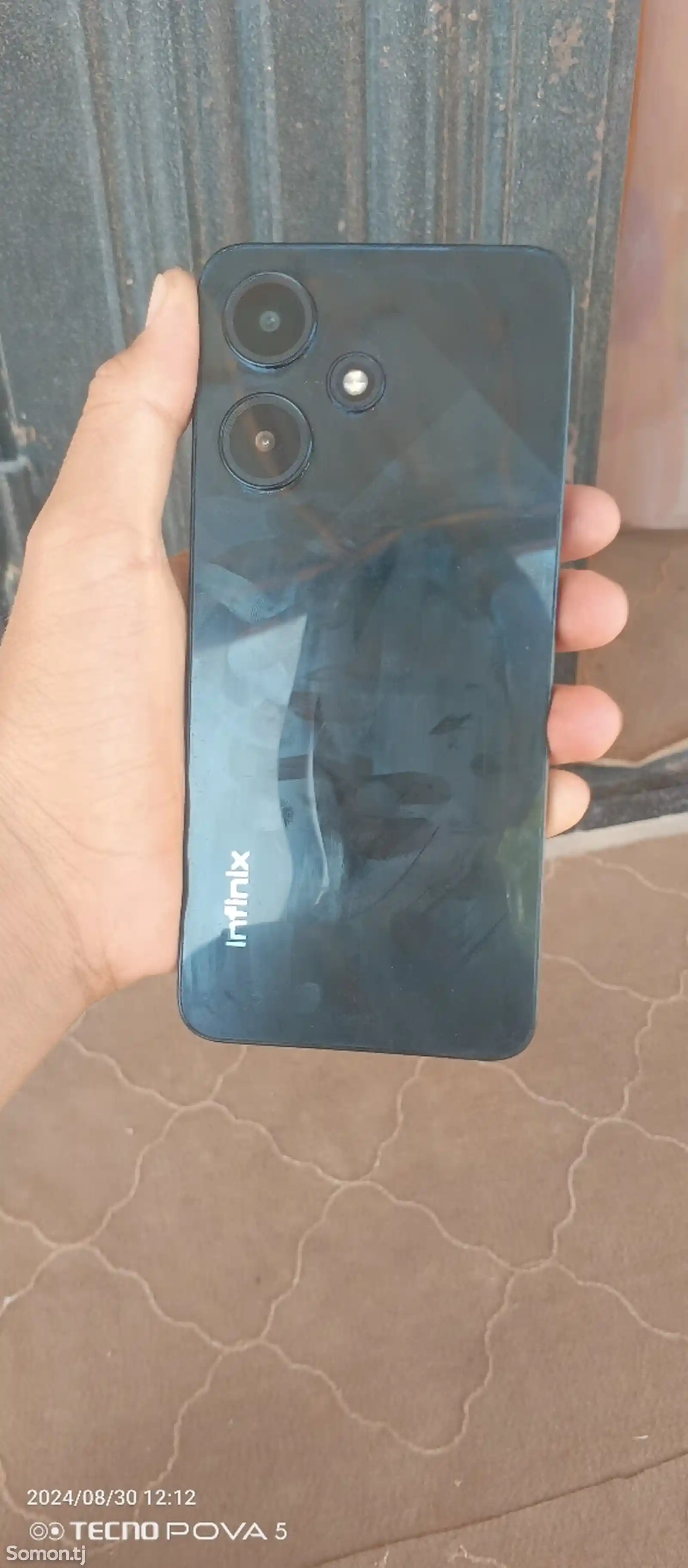 Телефон Infinix-10