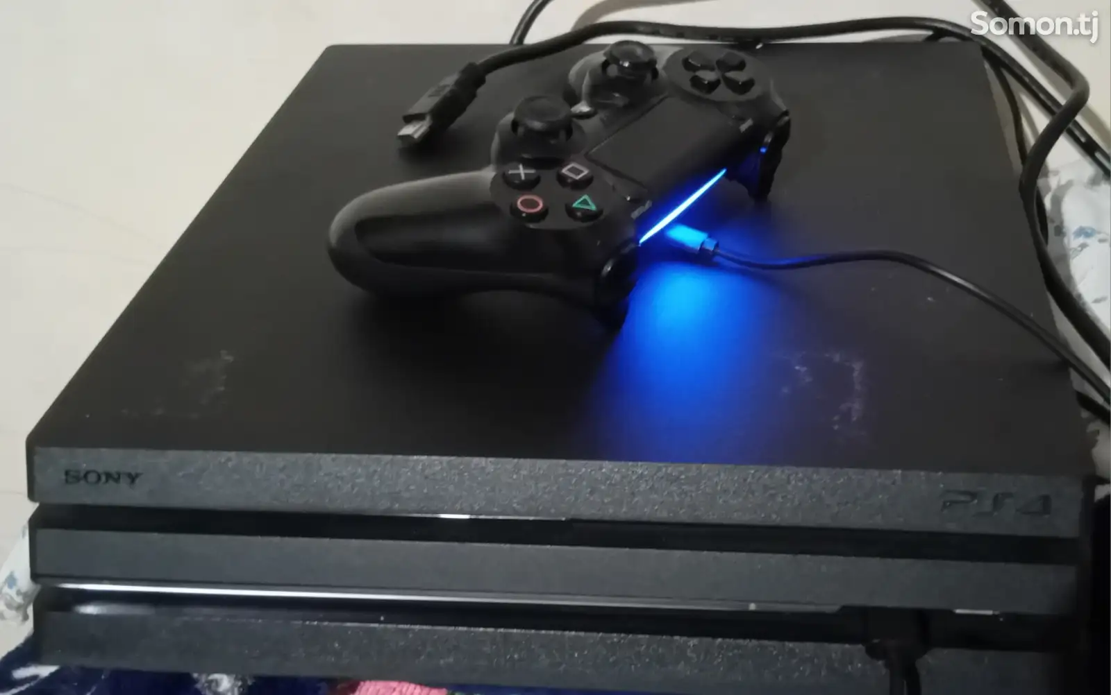 Игровая приставка Sony PlayStation 4 pro 1tb-1