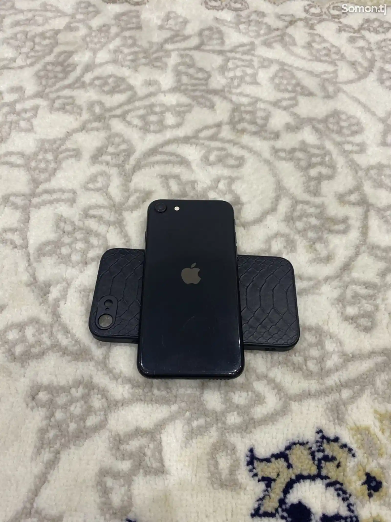 Apple iPhone SE, 64 gb-7