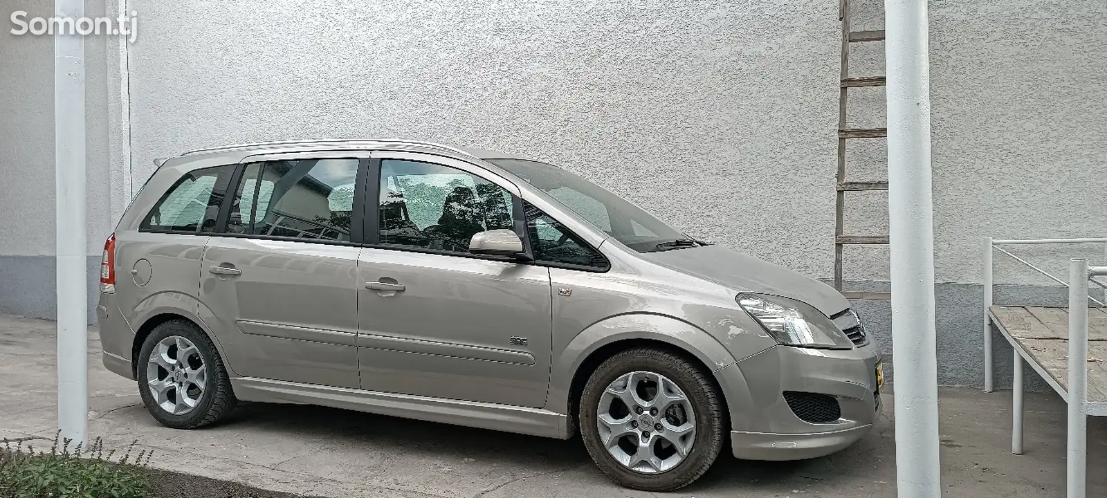 Opel Zafira, 2009-1