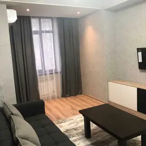 3-комн. квартира, 13 этаж, 83м², Шохмансур, Поворот Аэропорта