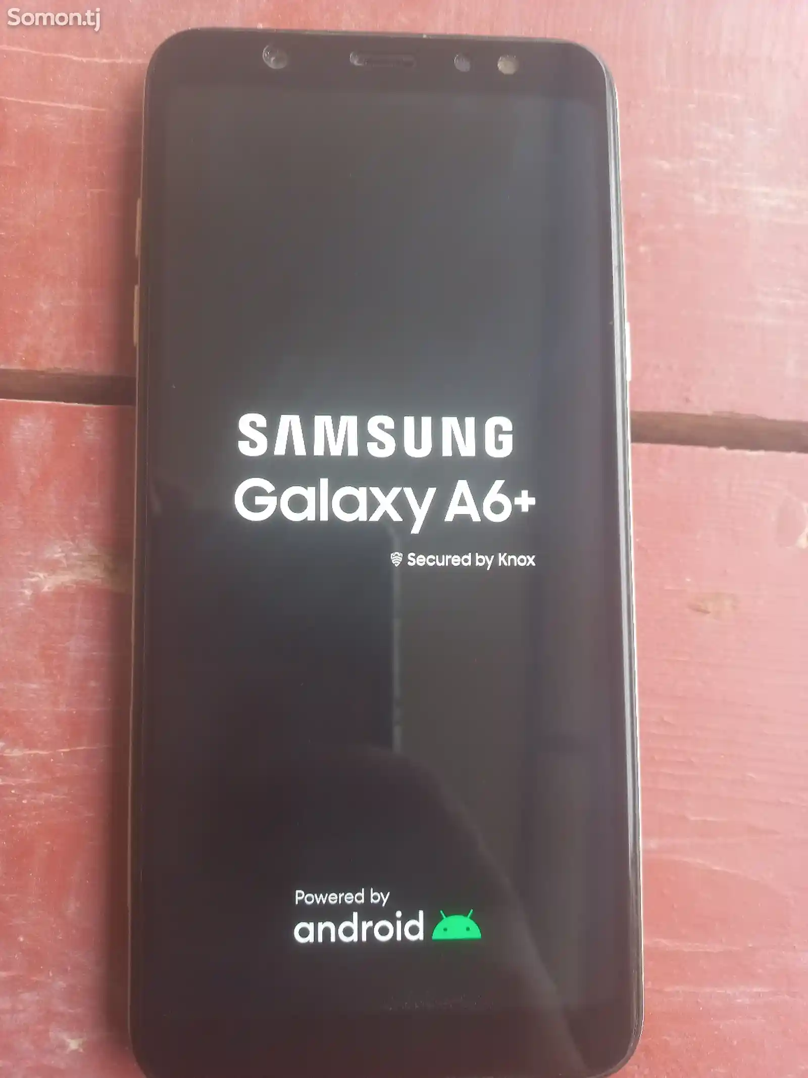 Samsung Galaxy A6+-1