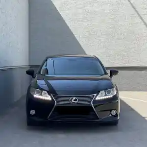 Lexus ES series, 2013