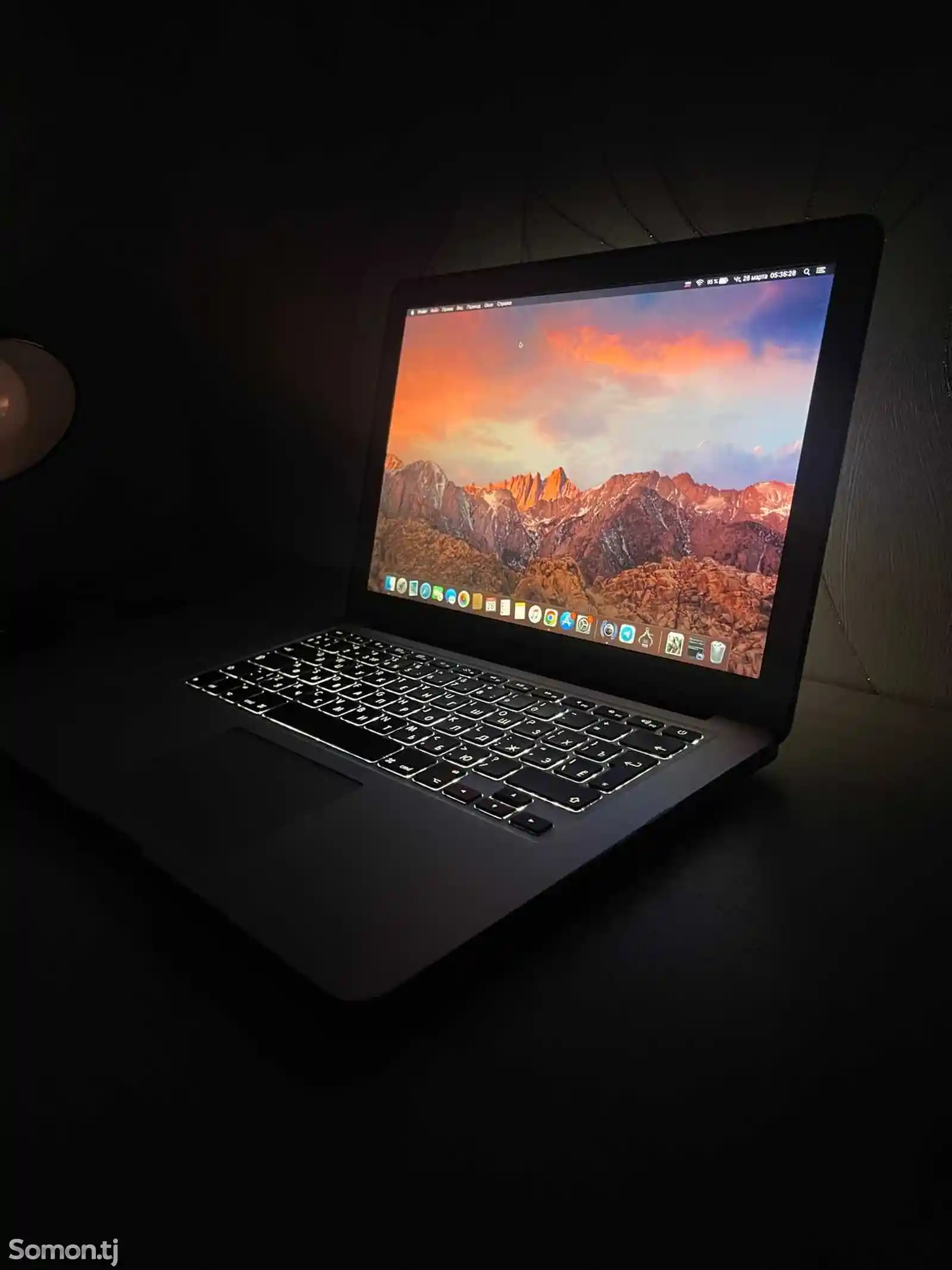 Ноутбук Apple Macbook Air-13