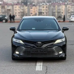 Toyota Camry, 2019