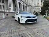 Toyota Camry, 2017-4