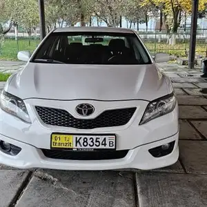 Toyota Camry, 2010