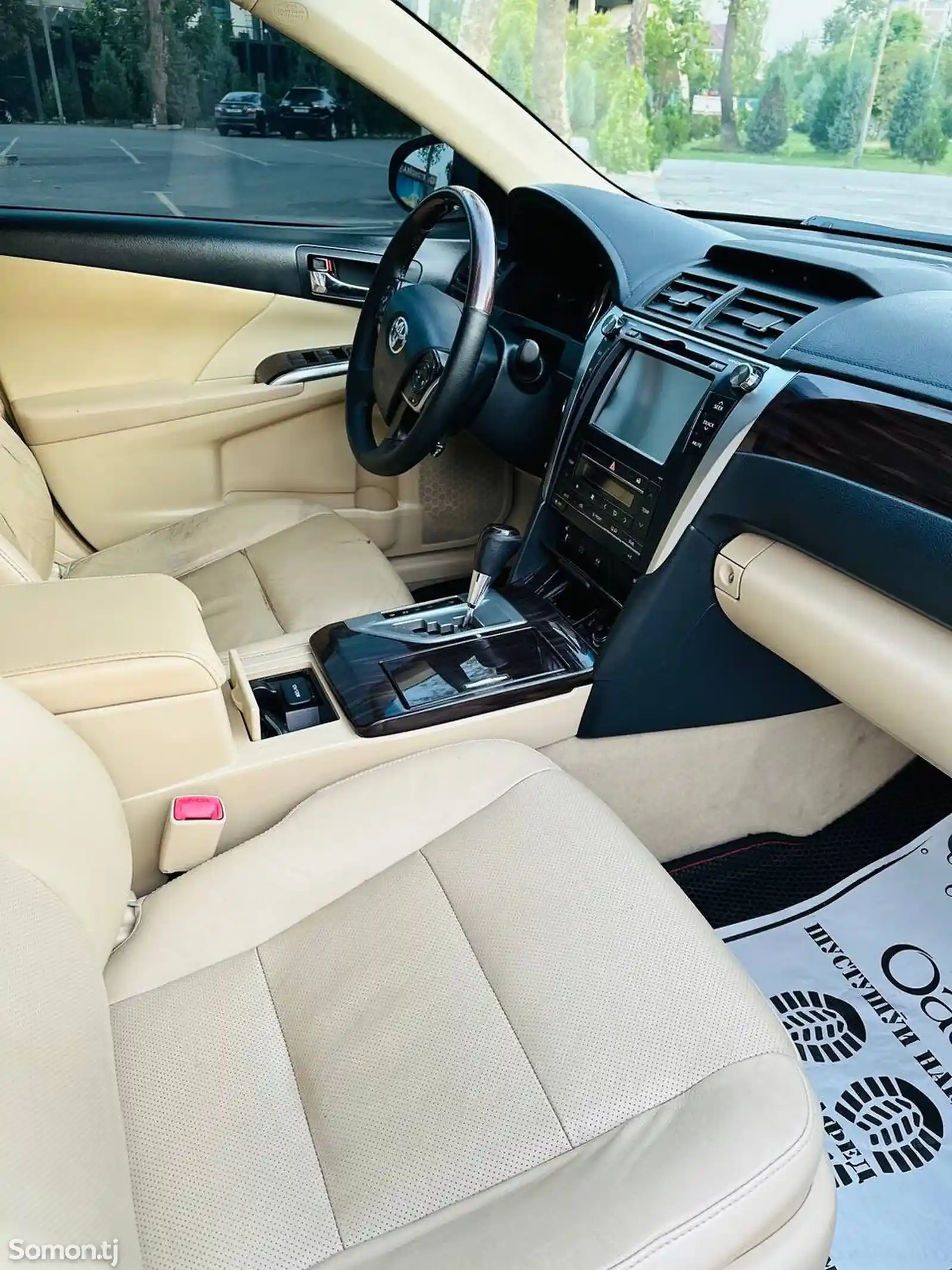 Toyota Camry, 2016-9