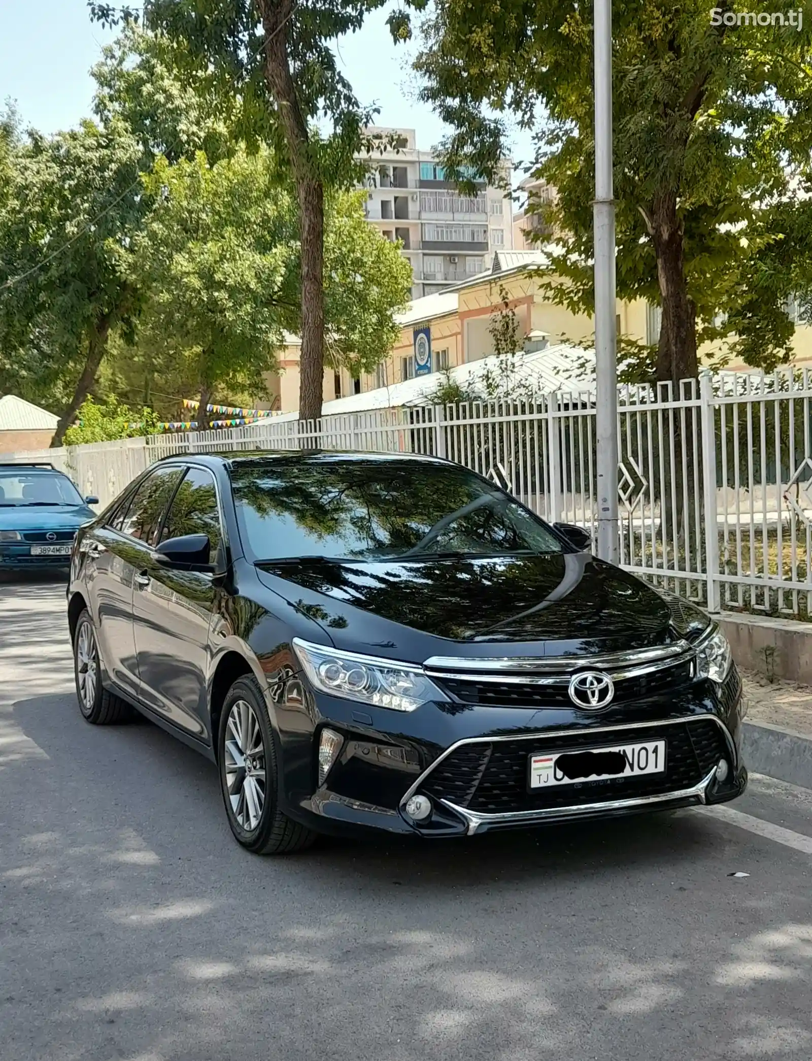 Toyota Camry, 2016-1