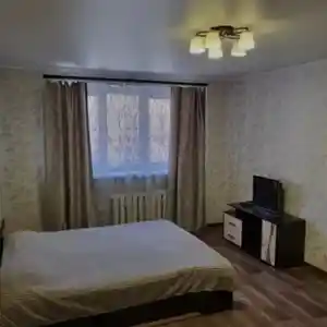 2-комн. квартира, 3 этаж, 64м², 92мкр