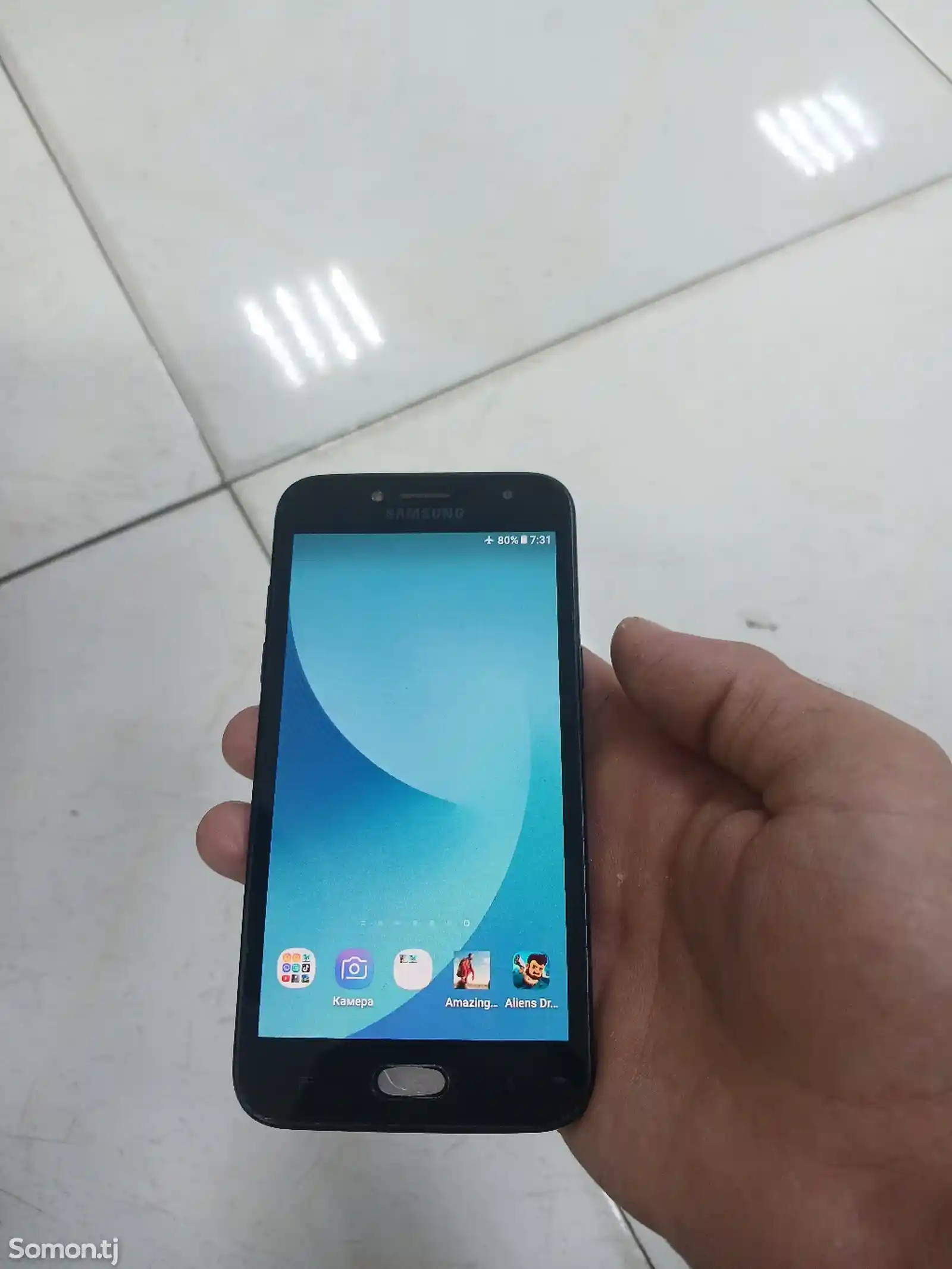 Samsung Galaxy j2 pro-2