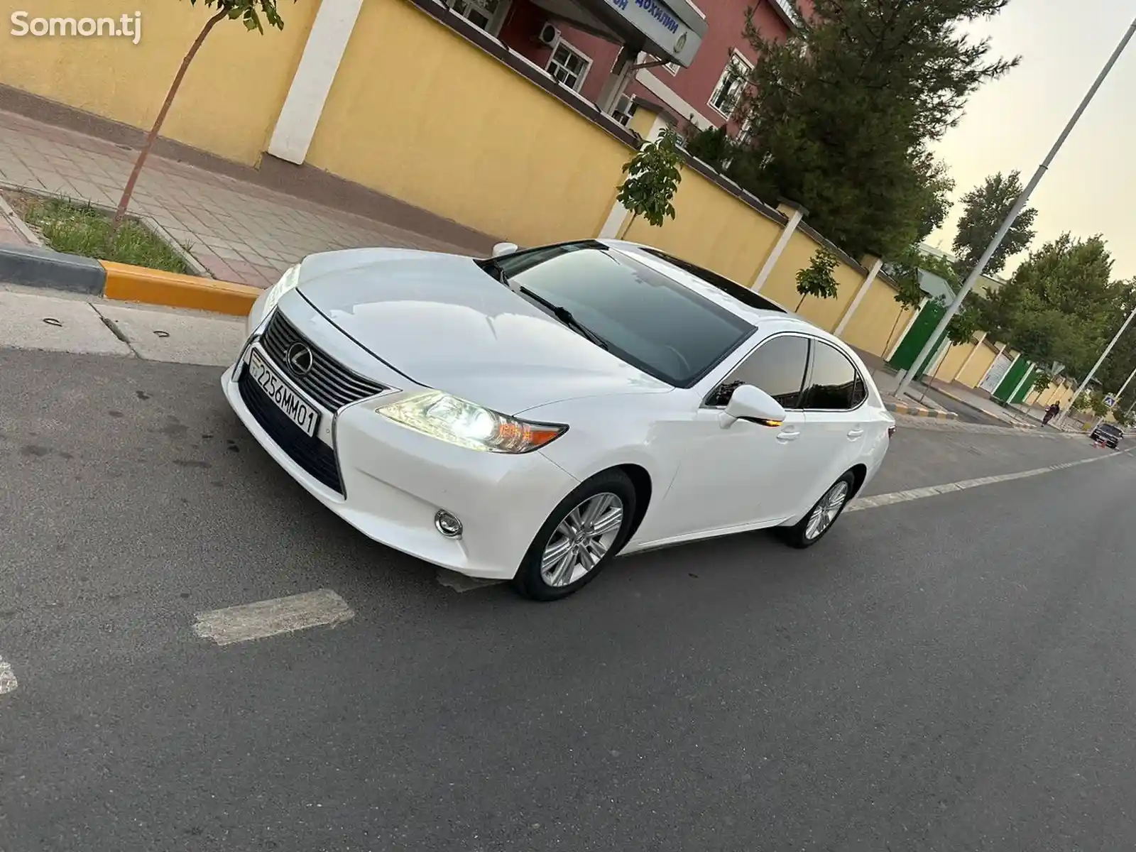 Lexus ES series, 2014-3