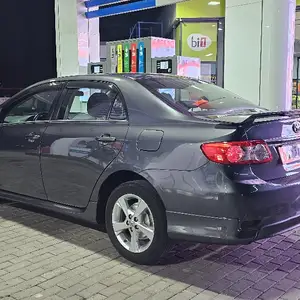 Toyota Corolla, 2013