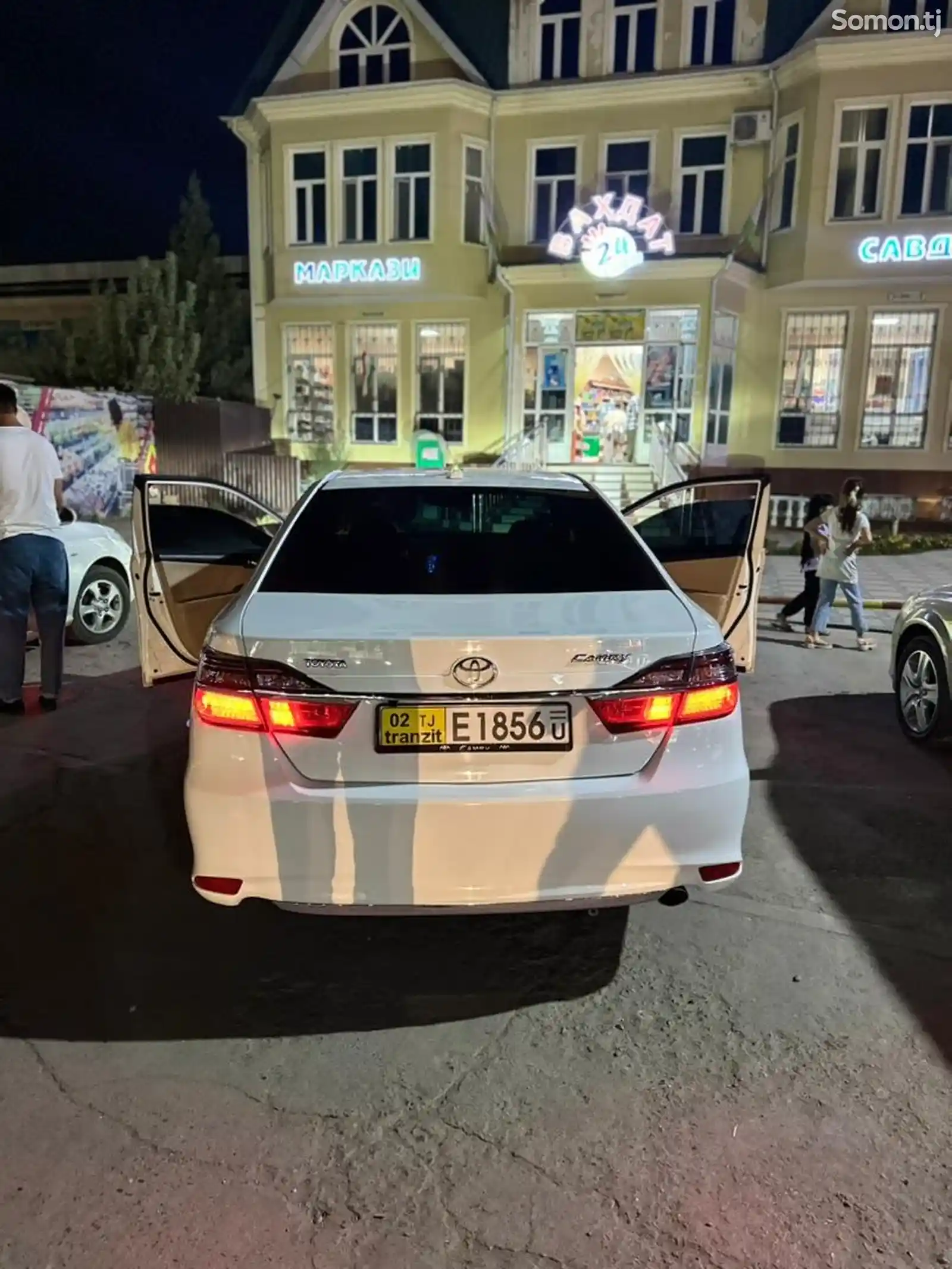 Toyota Camry, 2013-6