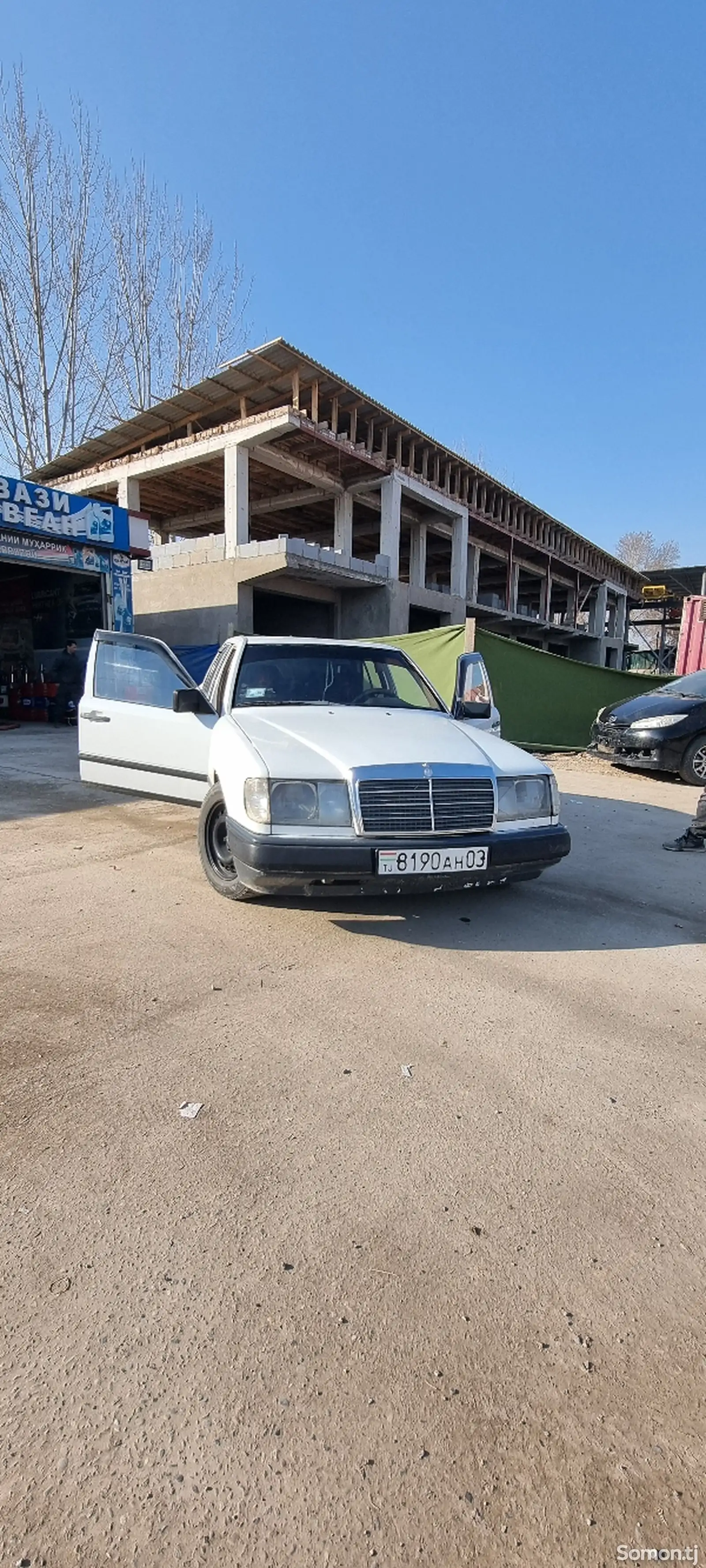 Mercedes-Benz W124, 1988-1