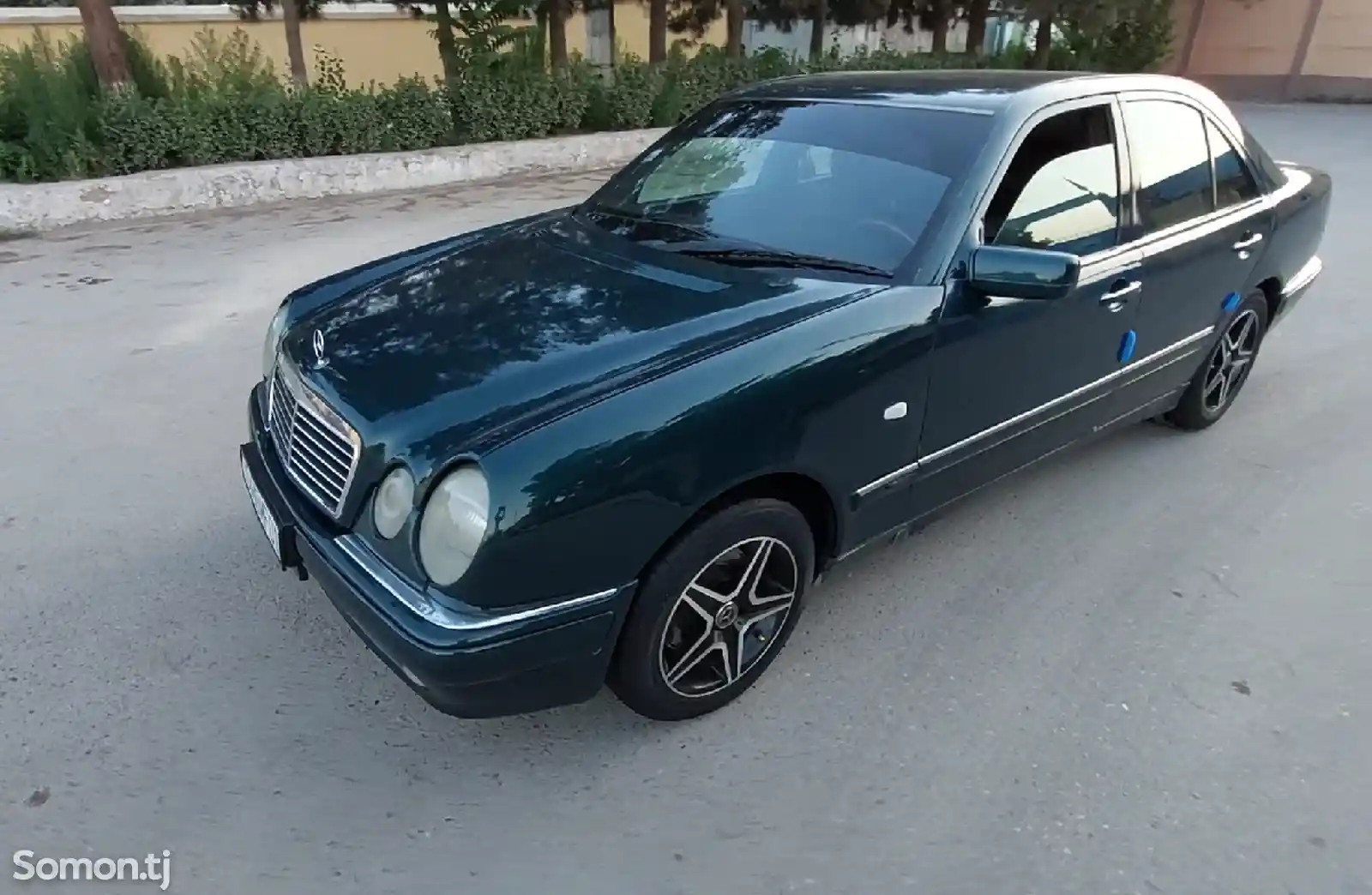 Mercedes-Benz E class, 1998-6