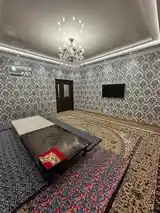 2-комн. квартира, 7 этаж, 90м², Зарафшон-8