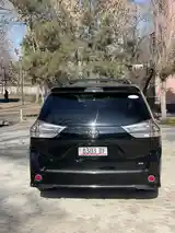 Toyota Sienna, 2015-4