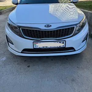 Kia K5, 2015