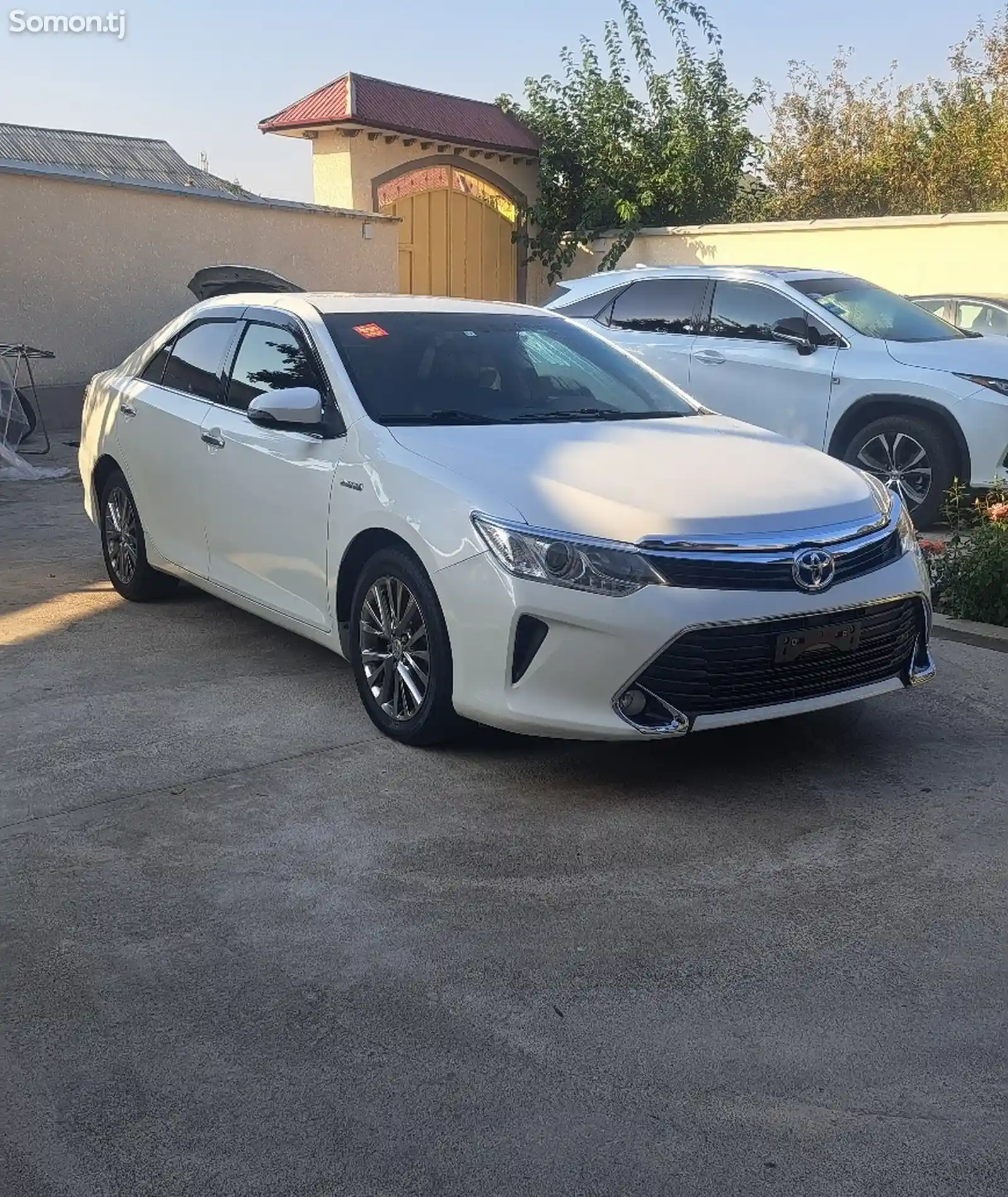 Toyota Camry, 2017-1