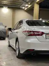 Toyota Camry, 2018-4