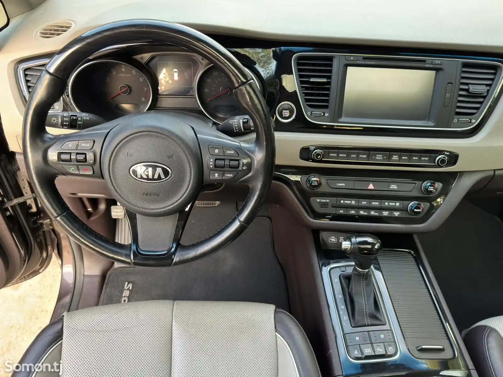 Kia Carnival, 2015-14