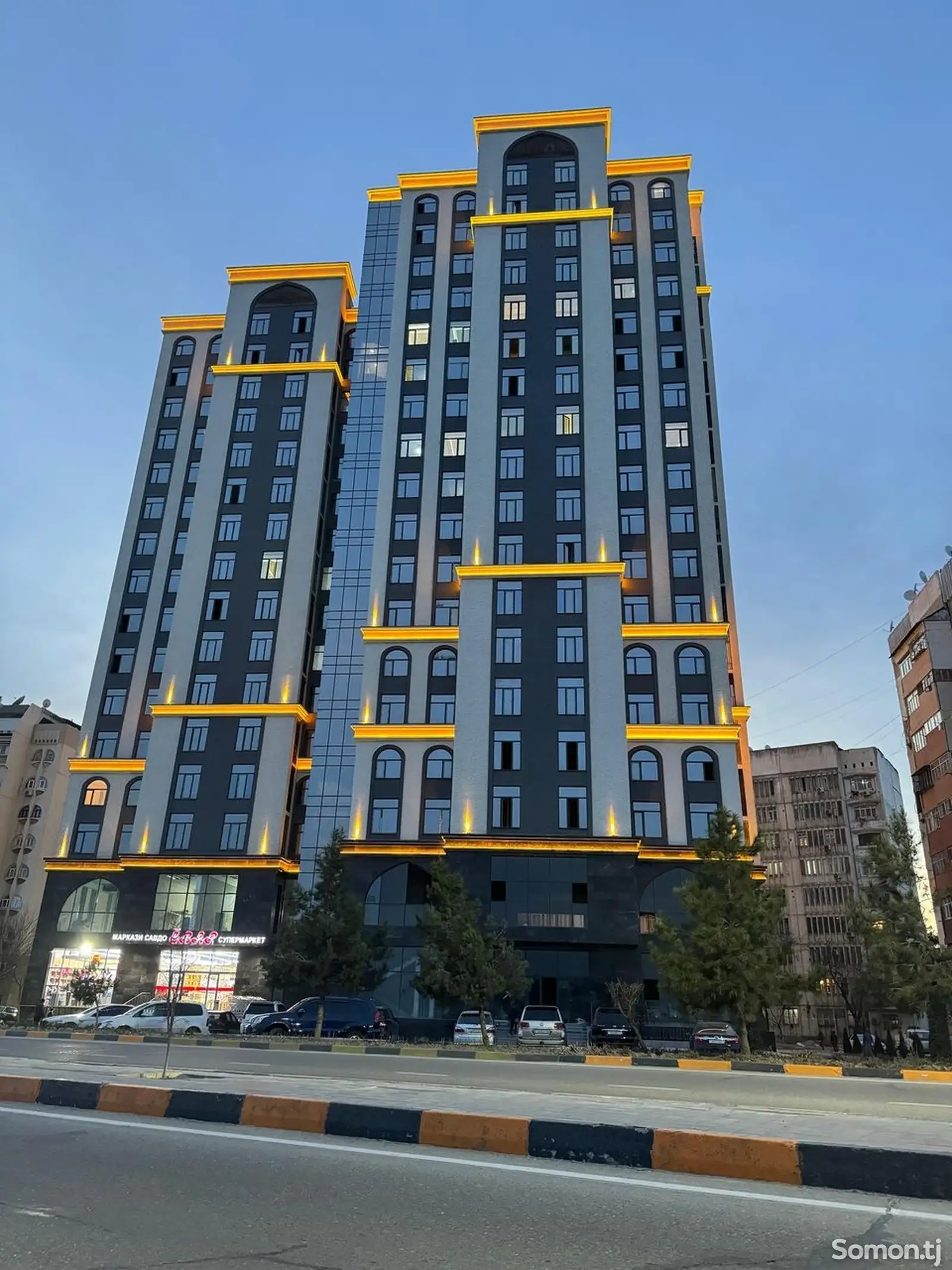 3-комн. квартира, 16 этаж, 135 м², Фирдавси-1