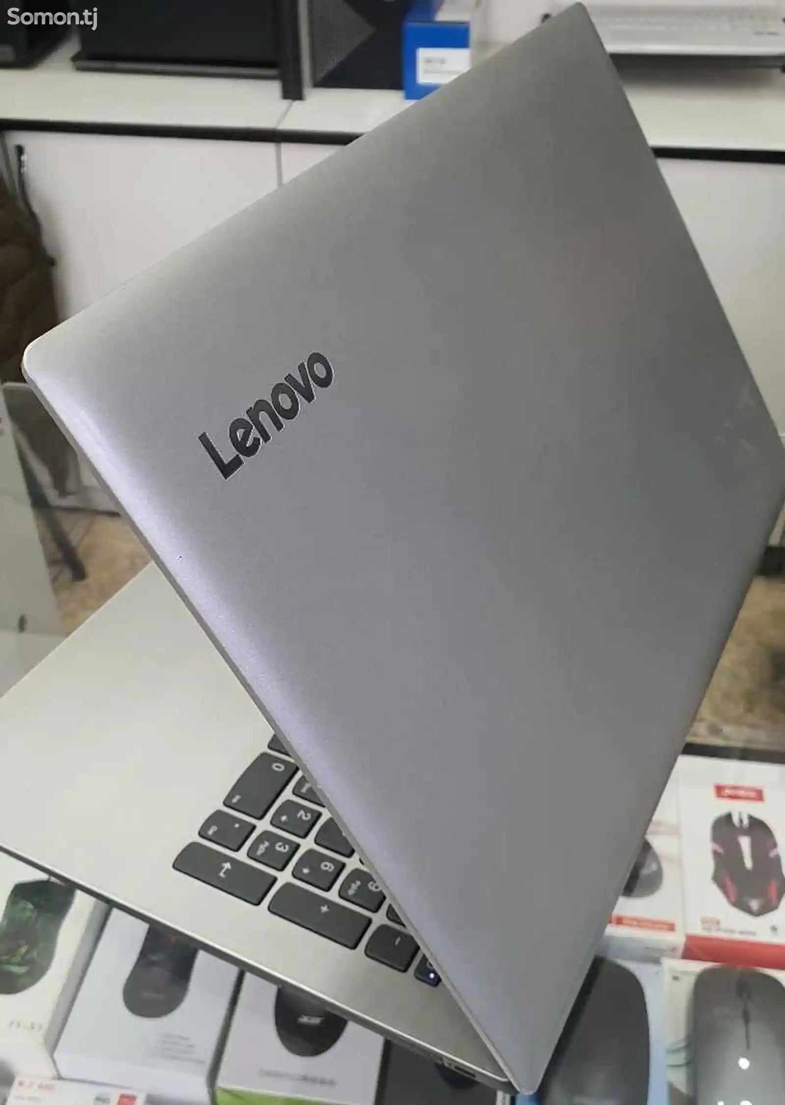Ноутбук Lenovo Core i5 8GB 512SSD-4
