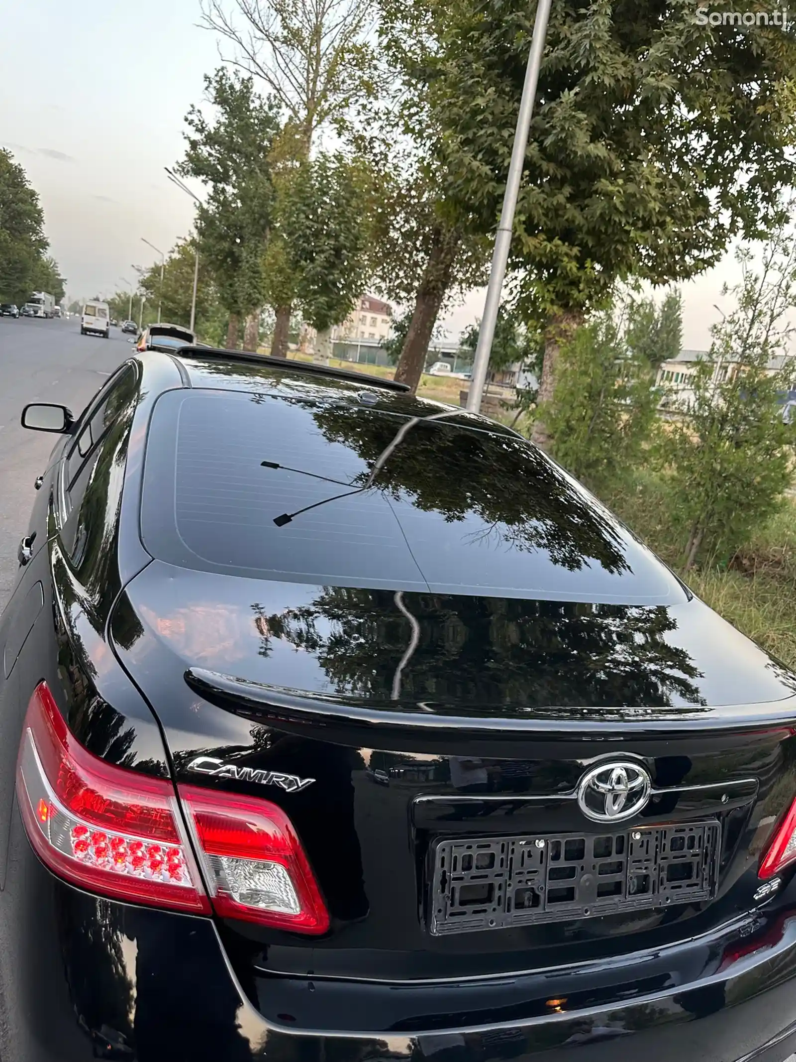 Toyota Camry, 2011-10