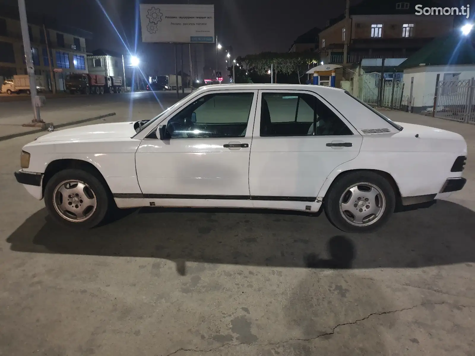 Mercedes-Benz W201, 1988-2